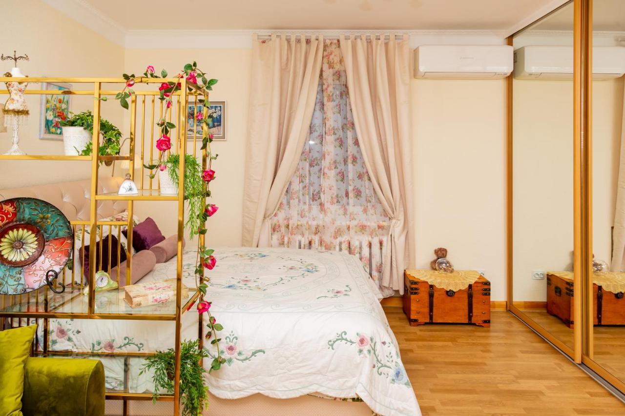 Apartmán La Boheme - The Magic Of Riga & Free Parking Exteriér fotografie